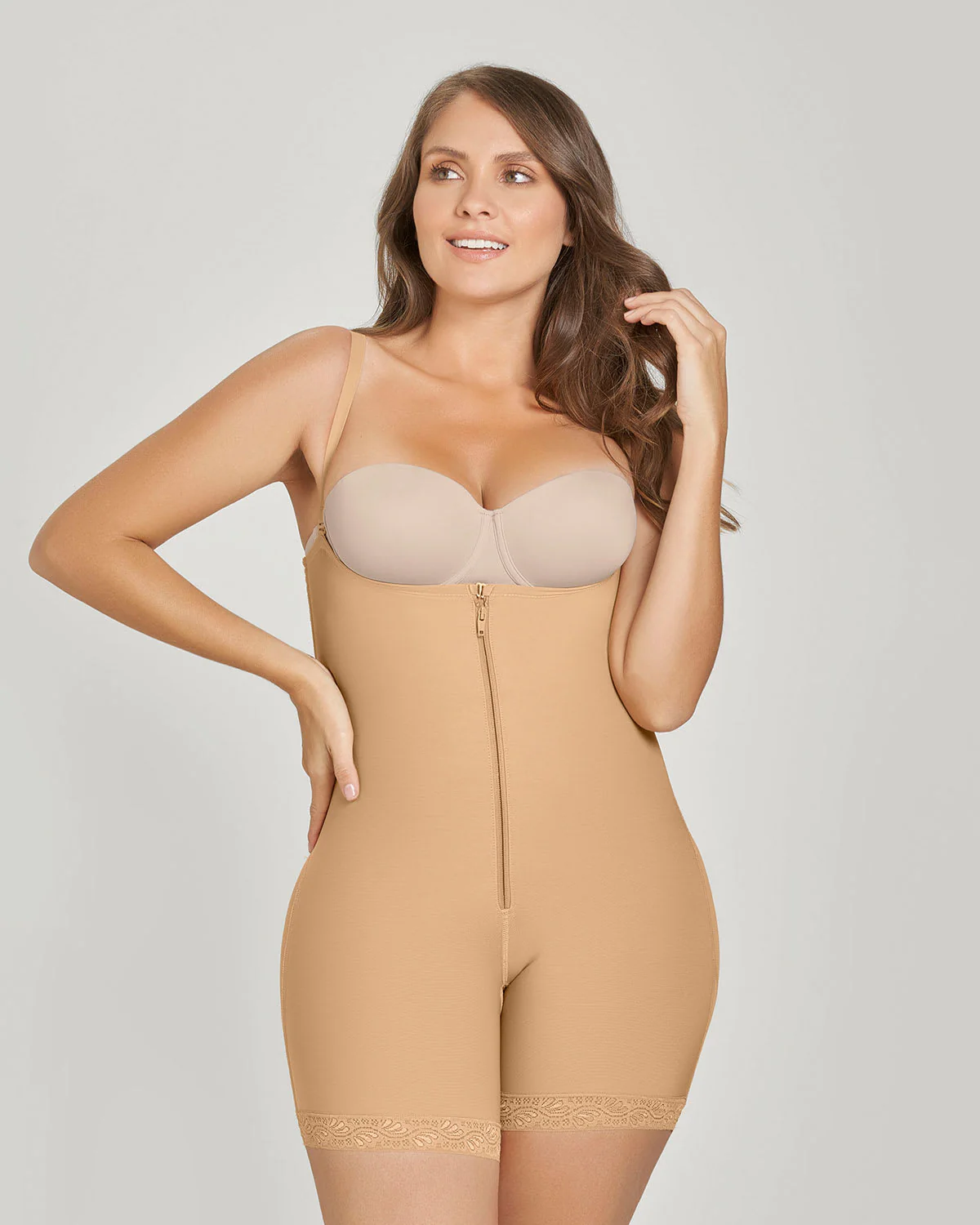 Panty faja tipo short de control fuerte levanta cola - Imagen 5