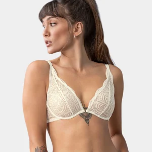 Bralette en encaje con transparencias y arco