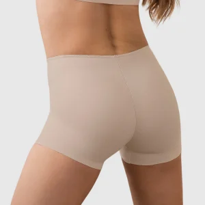 Panty tipo bóxer efecto invisible en piernas