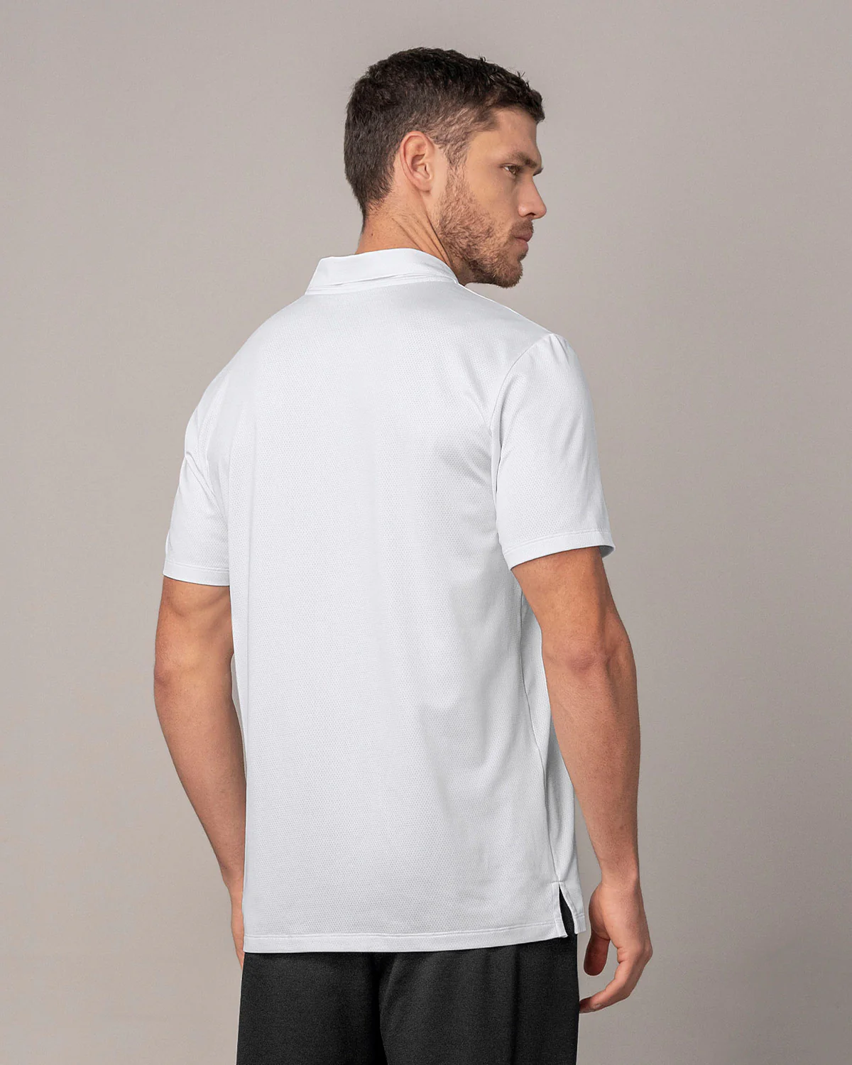 Camiseta deportiva transpirable con cuello tipo polo - Imagen 7