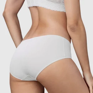 Hípster semidescaderado de buen cubrimiento