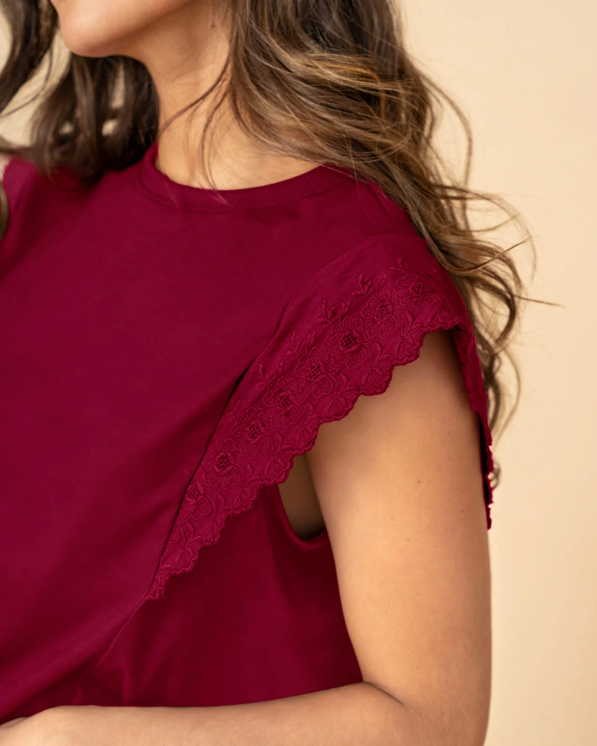 Camiseta manga sisa con detalle ojalillo en hombros - Imagen 3