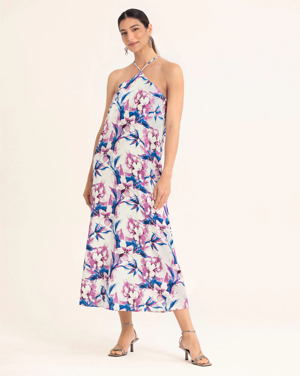 Vestido largo cuello halter de silueta en A