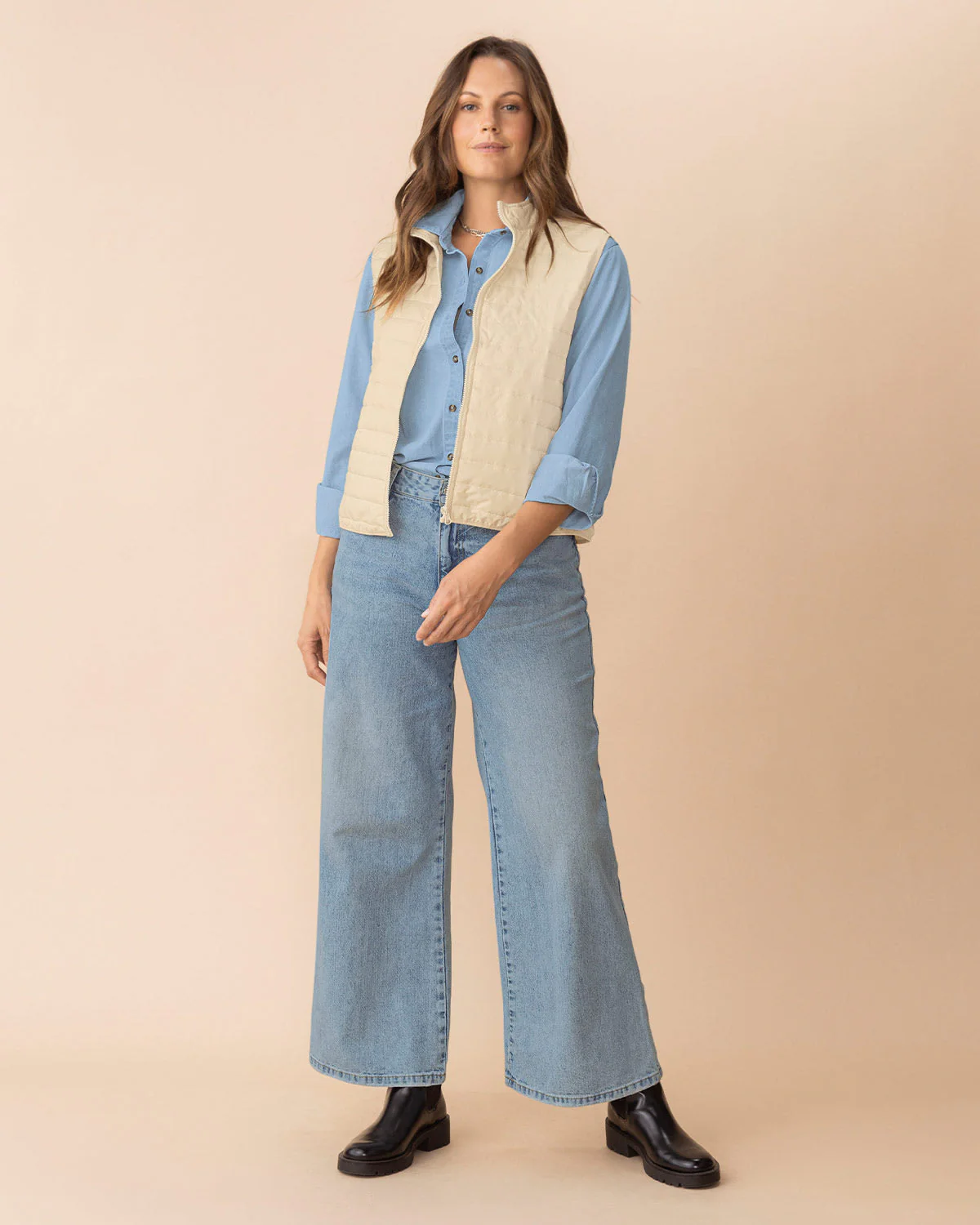 Blusa manga larga de cuello camisero con botones funcionales en frente - Imagen 3