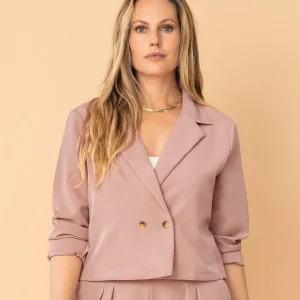 Blazer silueta corta tipo sastre