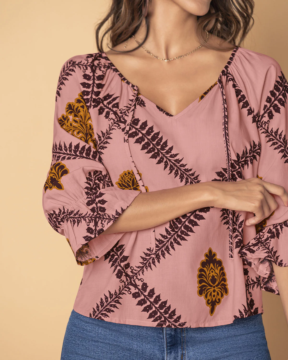 Blusa estampada manga 3/4 con elástico y bolero en puños - Imagen 3