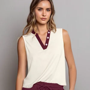 Camiseta manga sisa con escote en contraste