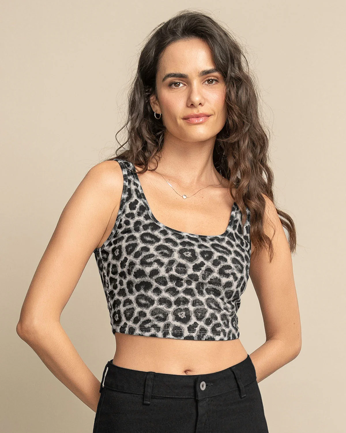 Camiseta manga sisa crop top en tejido acanalado - Imagen 4