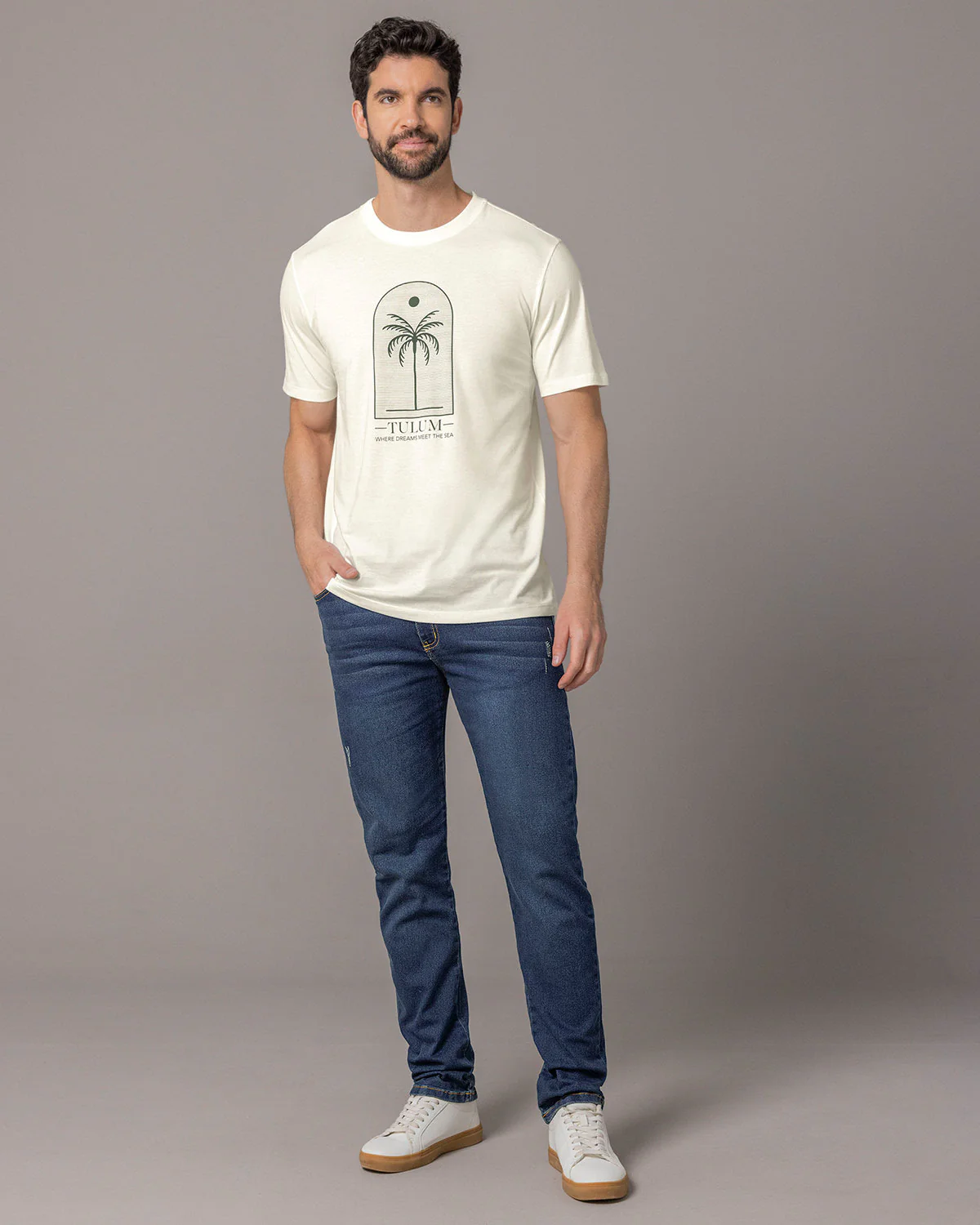 Camiseta manga corta con estampado localizado y cuello redondo - Imagen 8