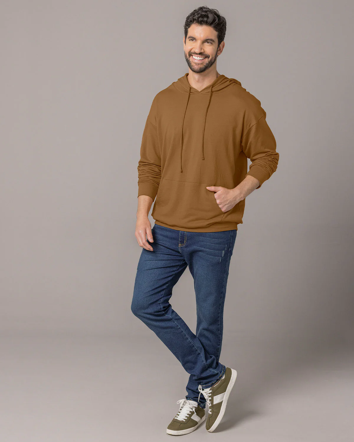 Buzo manga larga con capucha y tiras de ajuste - Imagen 3