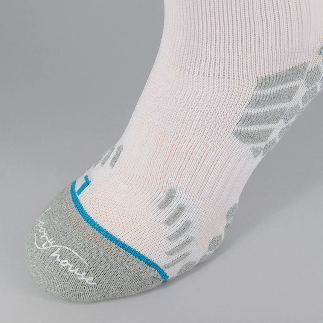 Calceta de Fútbol para Hombre Anatómicos y Acolchados. Color Blanco - Imagen 3