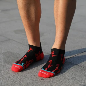 Calcetines Deportivos Técnicos Invisibles de Compresión Sin Costuras. Color Rojo