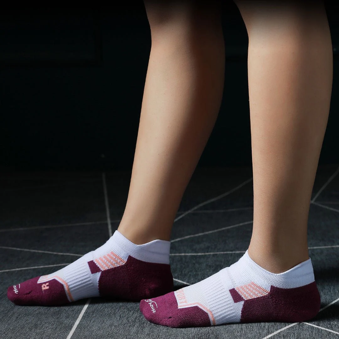 Calcetines Deportivos Técnicos Invisibles de Compresión Anatómicos. Color Lila