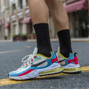 Calcetines Deportivos Técnicos de Compresión Transpirables. Color Negro