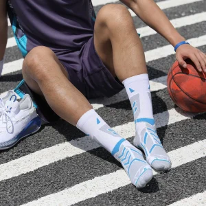 Calcetines Deportivos Técnicos de Compresión Anatómicos. Color Blanco