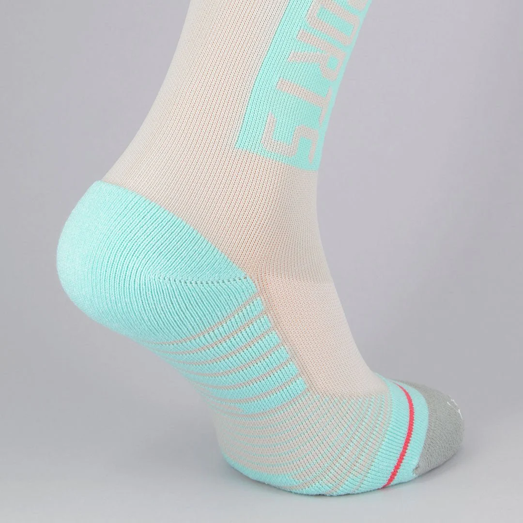 Calcetines Deportivos Técnicos de Compresión SPORTS. Color Gris - Imagen 3