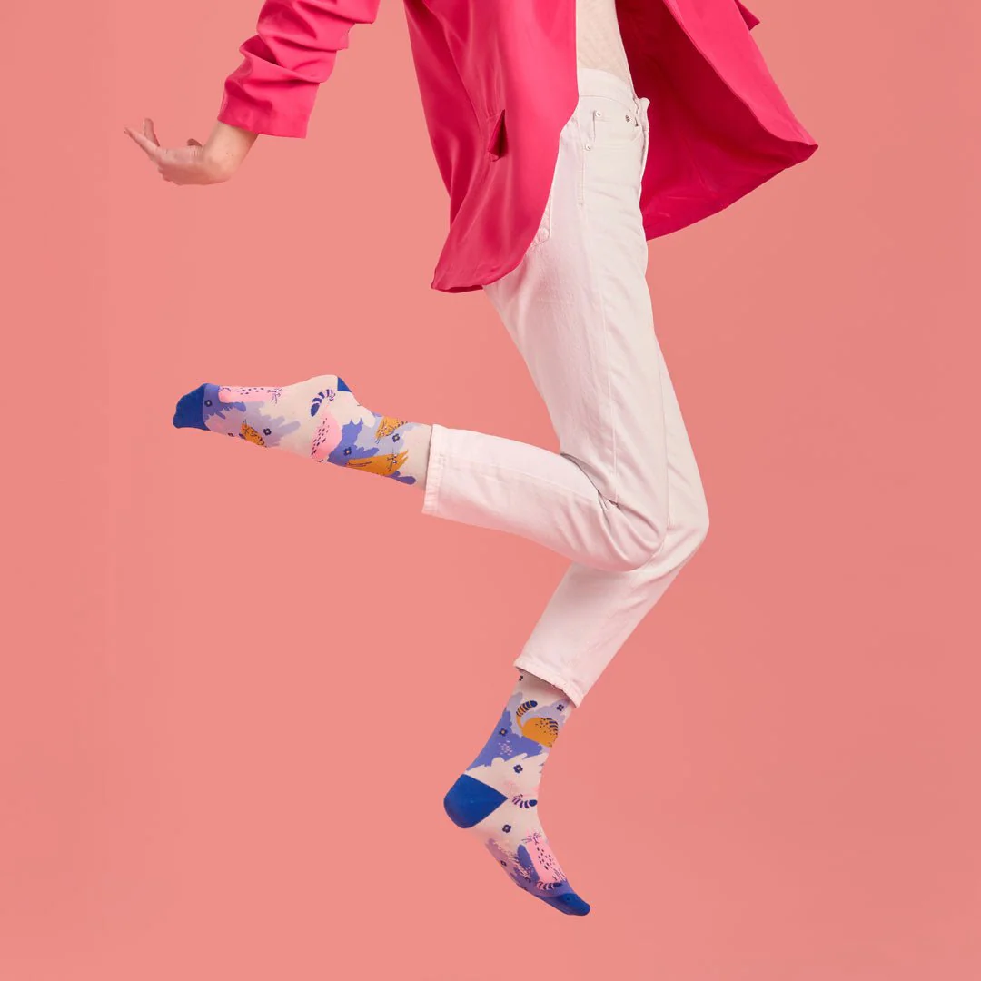 Calcetines divertidos de algodón "sin costuras". GATO